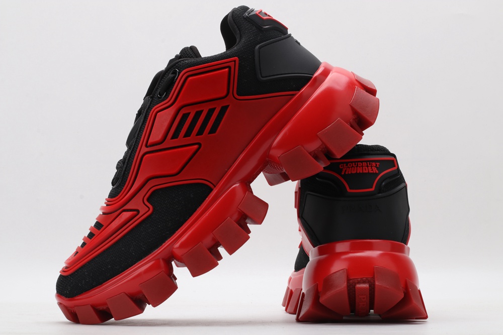 P*rada SNEAKER
